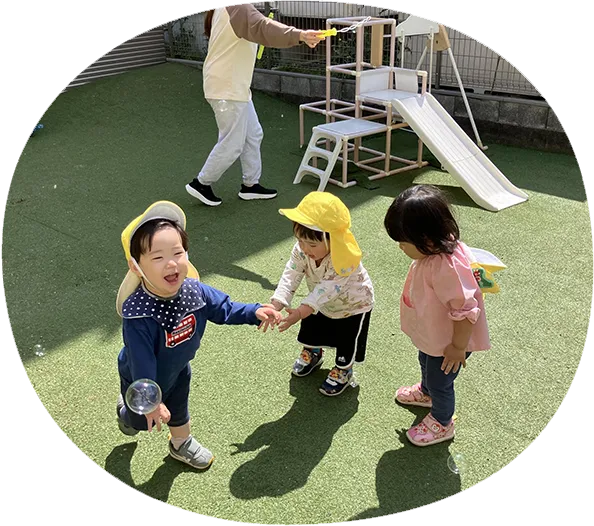 園庭遊びの様子