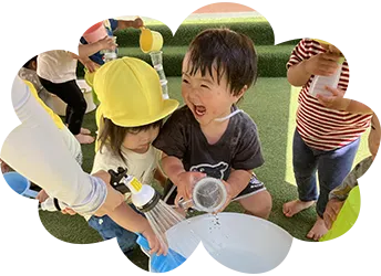 WARAリズム運動の様子